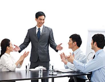 為深圳服裝老板收回350債務(wù)挽救了他的公司_成功案例_深圳市洪鑫法務(wù)咨詢(xún)有限公司